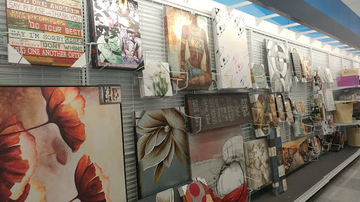 Clothing Store «Ross Dress for Less», reviews and photos, 1275 W Pearce Blvd, Wentzville, MO 63385, USA