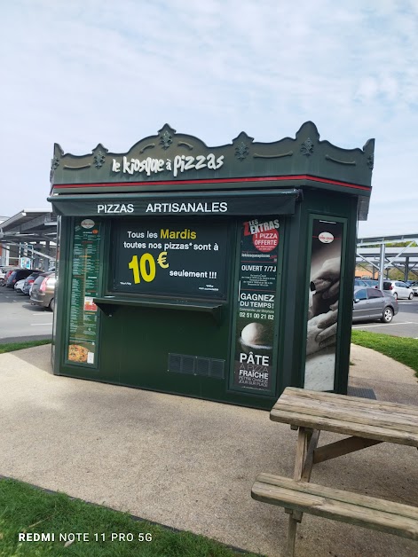 Le Kiosque à Pizzas à La Chataigneraie