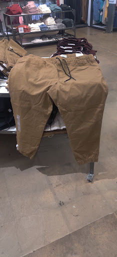 Clothing Store «Old Navy», reviews and photos, 697 Hillside Avenue, New Hyde Park, NY 11040, USA