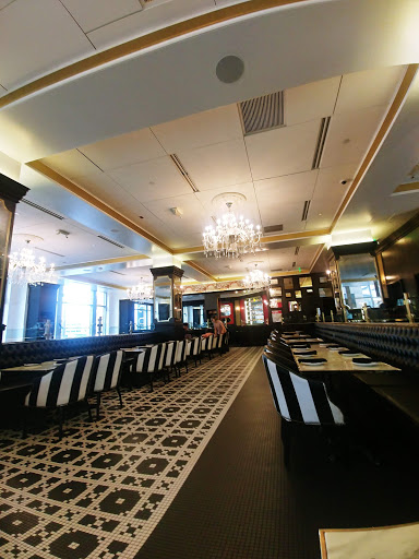 Shopping Mall «The Shops At The Bravern», reviews and photos, 11111 NE 8th St, Bellevue, WA 98004, USA