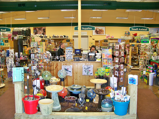 Garden Center «Western Reserve Farm Cooperative», reviews and photos, 12285 Ravenna Rd, Chardon, OH 44024, USA