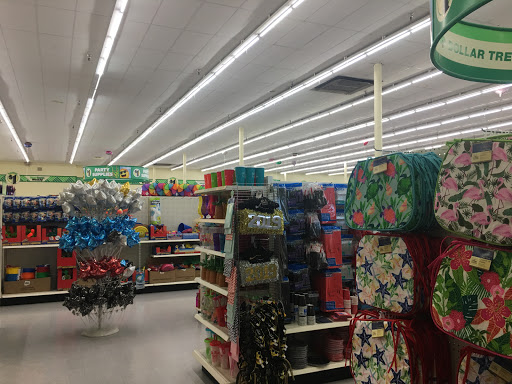 Dollar Store «Dollar Tree», reviews and photos, 2090 Olympic St, Springfield, OR 97477, USA