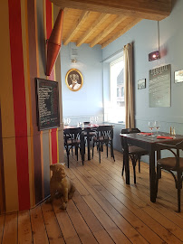 Atmosphère du Restaurant français Un chien dans un jeu de quilles à Mouvaux - n°5