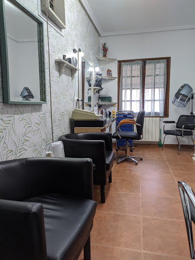 Peluquería Loli ~ Peluquería Unisex en Alcázar de San Juan, Ciudad Real