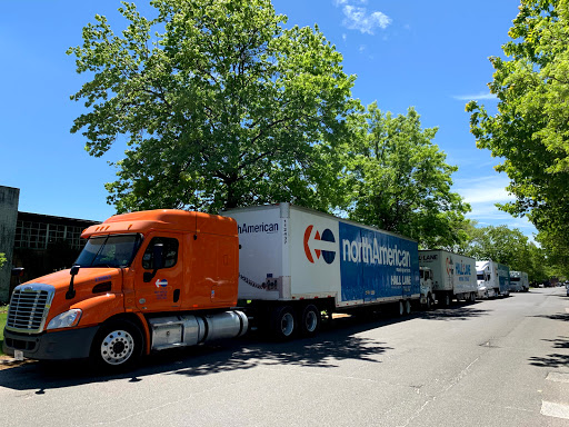 Moving and Storage Service «Hall Lane Moving & Storage», reviews and photos, 67 Mall Dr, Commack, NY 11725, USA