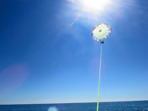 Tourist Attraction «Hampton Beach Parasail and SUP Rental», reviews and photos, 1 Ocean Blvd, Hampton, NH 03842, USA