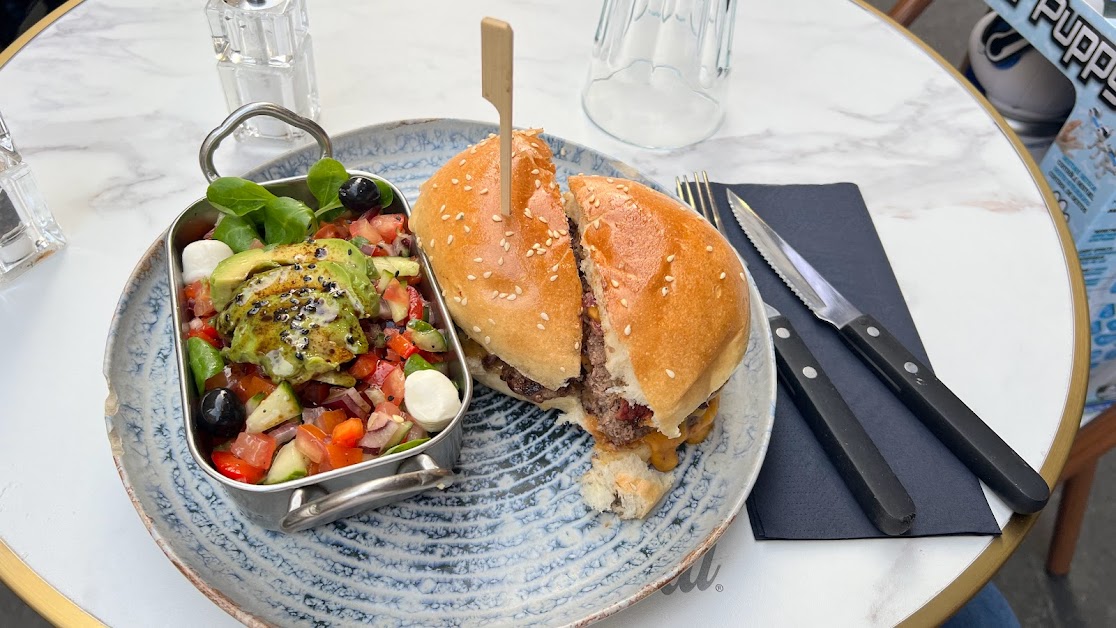 The Kitchen Champs-Elysees meat and burger viande grillades 75008 Paris
