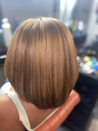 Ramona's Beauty Salon - Photo 7 - Car repair in Allentown, PA, Allentown