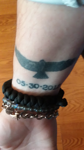 Tattoo Shop «Maximum Tattoo», reviews and photos, 20594 N Milwaukee Ave, Deerfield, IL 60015, USA