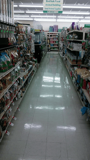 Pet Supply Store «Pet Supplies Plus», reviews and photos, 3984 Seneca St, West Seneca, NY 14224, USA