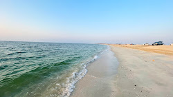 Al Zorah beach'in fotoğrafı biraz temiz temizlik seviyesi ile