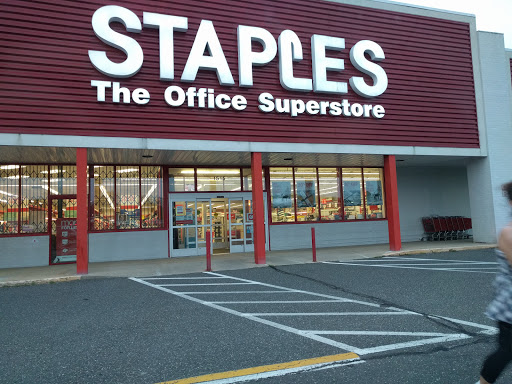 Staples, 1515 NJ-35, Middletown, NJ 07748, USA, 