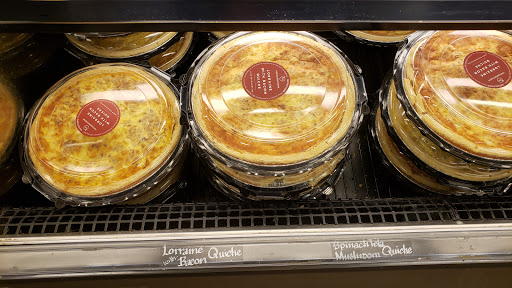 Gourmet Grocery Store «Metropolitan Market Magnolia», reviews and photos, 3830 34th Ave W, Seattle, WA 98199, USA