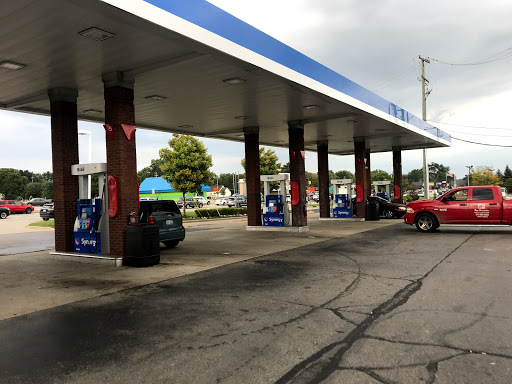 Liquor Store «Store 59 BP Liquor and Wine», reviews and photos, 8100 Hall Rd, Utica, MI 48317, USA