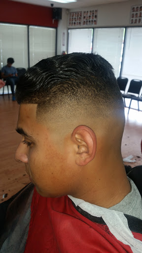 Barber Shop «Dominican sports Barbershop», reviews and photos, 125 John W Morrow Jr Pkwy #214, Gainesville, GA 30501, USA