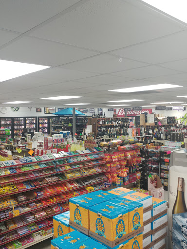 Beer Store «Ideal Party Store Inc», reviews and photos, 908 N Johnson St, Bay City, MI 48708, USA