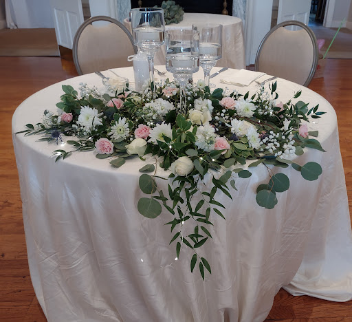 Florist «Designs North Florist & Interiors», reviews and photos, 504 E Cornwallis Dr a, Greensboro, NC 27405, USA