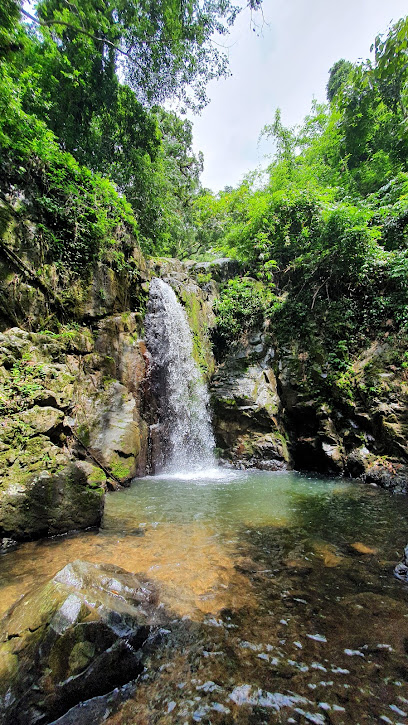 makok waterfall