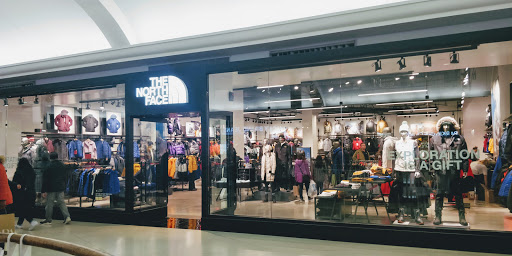 The North Face, 825 Dulaney Valley Rd Ste #2045, Towson, MD 21204, USA, 