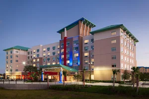 Holiday Inn Express & Suites Orlando at Seaworld, an IHG Hotel image