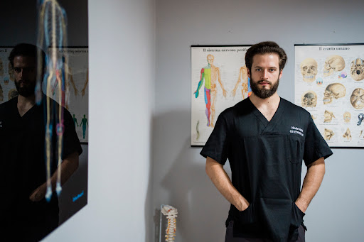 Nicola Vanin Osteopata - HUMAN BODY & SPORT SPECIALIST