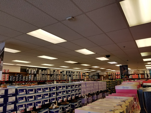 Shopping Mall «Allen Premium Outlets», reviews and photos, 820 Stacy Rd, Allen, TX 75013, USA