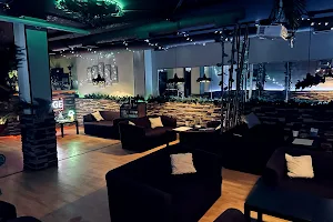 RedRing Lounge image