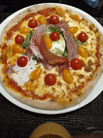Pizza du Restaurant arménien La Rogina | Restaurant arménien Alfortville | Pizzeria & Burgers - n°1