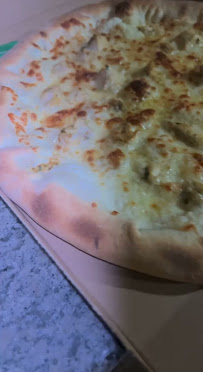 Pizza du Restaurant italien Pizza Hit by tito et dina à Décines-Charpieu - n°10