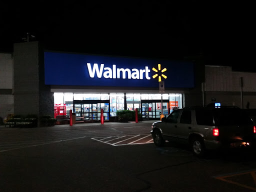 Discount Store «Walmart», reviews and photos, 2222 Crest View Dr, Hudson, WI 54016, USA
