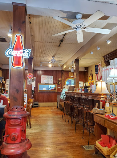 Convenience Store «Augusta General Store», reviews and photos, 109 Main St, Augusta, KY 41002, USA