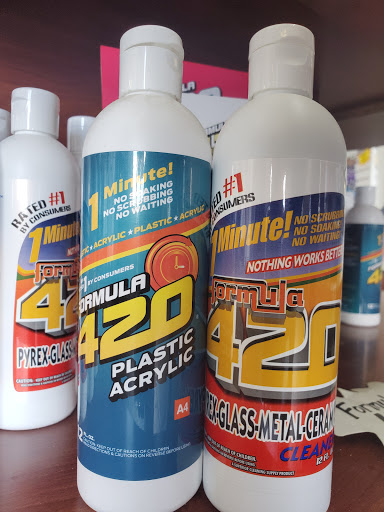 Tobacco Shop «the Smoke and Glass Shop», reviews and photos, 1746 E Joppa Rd, Parkville, MD 21234, USA