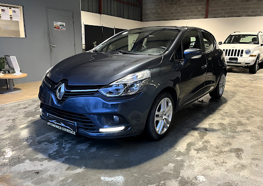 Photo 1 - Automobiles Courtage