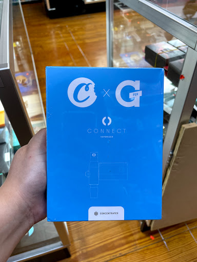 Tobacco Shop «Naga smoke shop», reviews and photos, 7540 N Dale Mabry Hwy, Tampa, FL 33614, USA