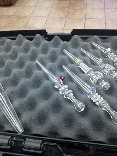 Tobacco Shop «HWY 6 SMOKE SHOP», reviews and photos, 6810 S Texas 6, Houston, TX 77083, USA