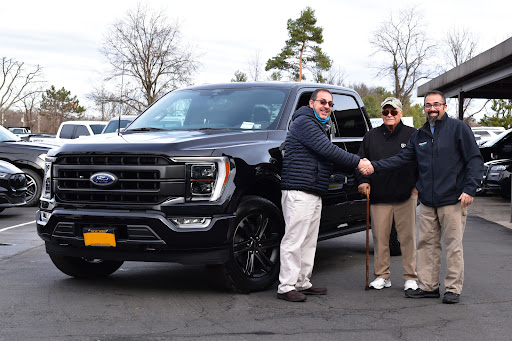 Ford Dealer «Schultz Ford Lincoln, Inc.», reviews and photos, 80 NY-304, Nanuet, NY 10954, USA