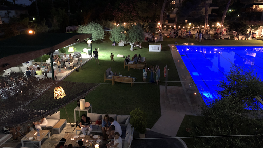 Les Piscines Club Nàutic S A en Roda de Berà, Tarragona