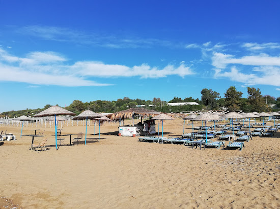 Side beach II