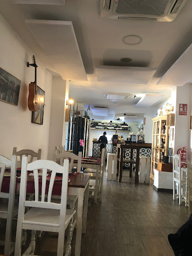 Bar Abacería La Familia en Castilleja de la Cuesta