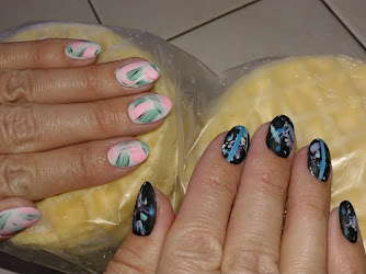 Nail Art By Crystal