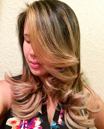 Hair Salon «Salon 305 Hair Salon and Spa», reviews and photos, 9678 NW 25th St, Doral, FL 33172, USA