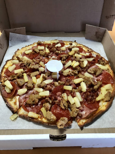 #1 best pizza place in Yakima - Zac's Zzas Pizza