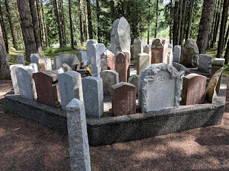 Nikkei No Haka Japanese Cemetery