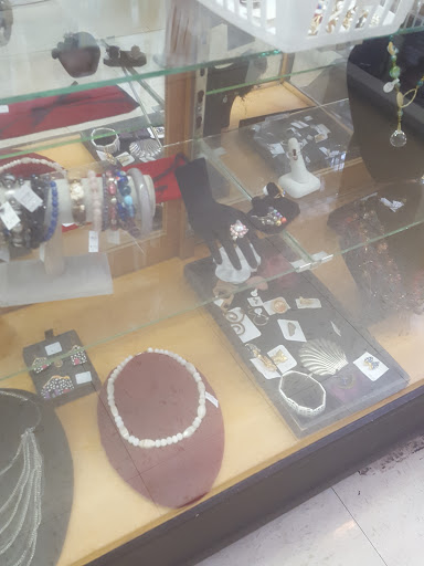 Thrift Store «Opportunity House/Second Hand», reviews and photos, 907 W 11th St, Bloomington, IN 47404, USA