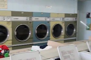 K & L Laundromat image