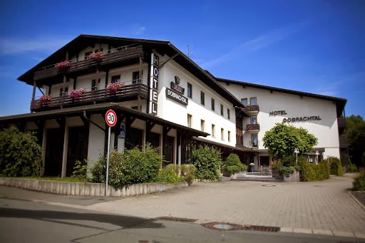 Photo hôtels Flair Hotel Dobrachtal 95326 Kulmbach