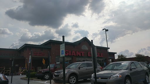 Supermarket «Giant Eagle Supermarket», reviews and photos, 420 E Waterfront Dr, Homestead, PA 15120, USA