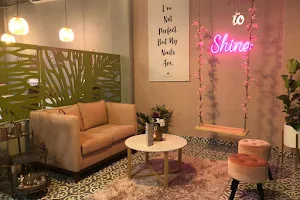 Shine Nails and Beauty Center image