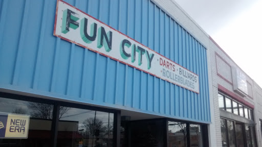Fun City Darts & Billiards, 1509 1st Ave SE, Cedar Rapids, IA 52402, USA, 