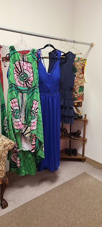 Alla's Tailor And Shoe Repair - Photo 3 - Car repair in Plano, TX, Plano